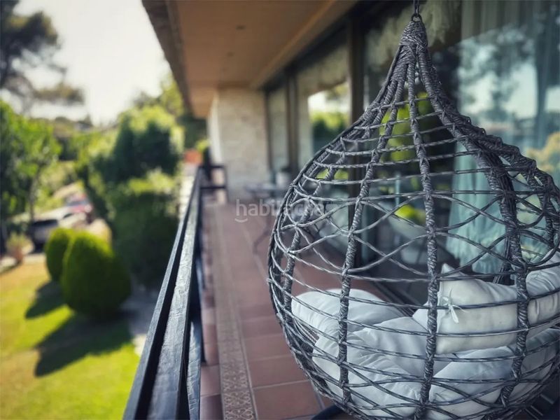 Foto a2e72334-496b-4269-88d0-aacbe83804c2. Casa amb xemeneia calefacció aparcament piscina a Bellaterra