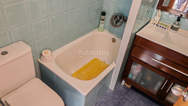 Foto 4bc57ce6-a006-4428-baae-f550fc350b21. Dúplex amb calefacció a Creu de Barberà Sabadell
