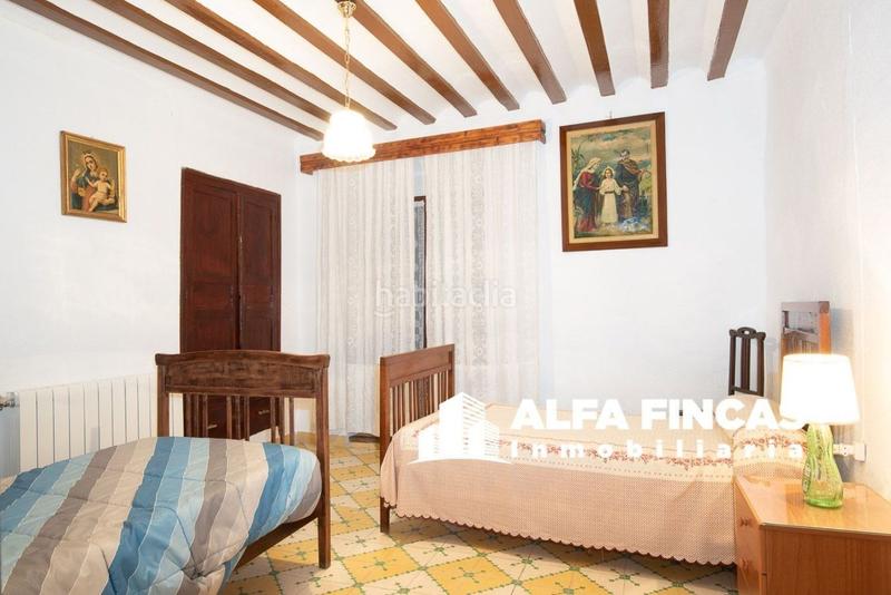 Foto 5d0c8d7c-8d6f-463e-8b5a-e2b369f22068. Xalet amb aparcament a Belmonte