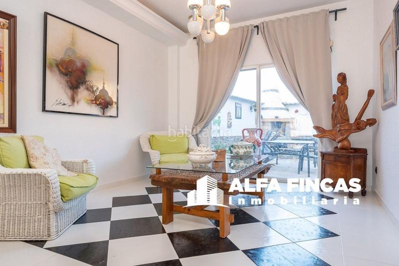 Foto 615f82db-045a-47c2-a4d9-a2503c68e176. Chalet avec parking dans Mota del Cuervo