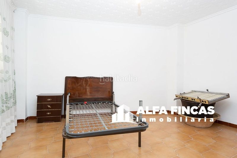 Foto b96ed3ac-21e8-427a-aa7a-949ff32f95dd. Chalet con parcheggio in Enguídanos