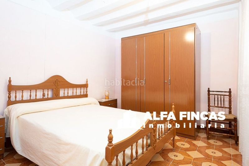 Foto f12f651d-4dbc-4d69-b9fd-4c87a5b96140. Chalet con parcheggio in Enguídanos