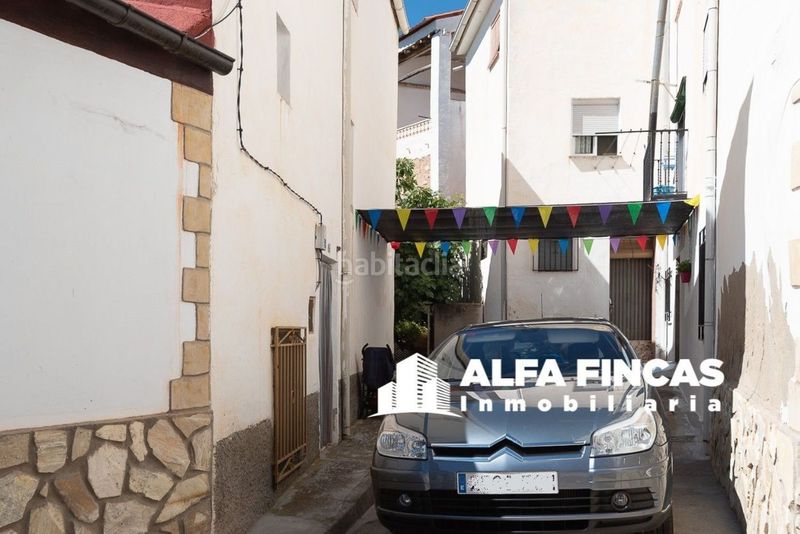Foto f8d02f70-47d4-4be7-8b91-4003391dfc40. Chalet con parcheggio in Enguídanos