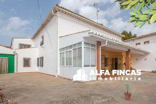 Chalet  Fuente. Chalets independientes en cervera del llano