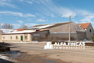 Nau industrial  Pedroñeras. Naves industriales en las mesas