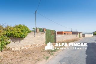 Terreny residencial  Maestro alcañiz. Parcelas en alberca de zancara, la