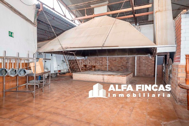 Foto 53971133-ccbb-412e-a0aa-224fa8fcd14d. Local comercial a San Clemente