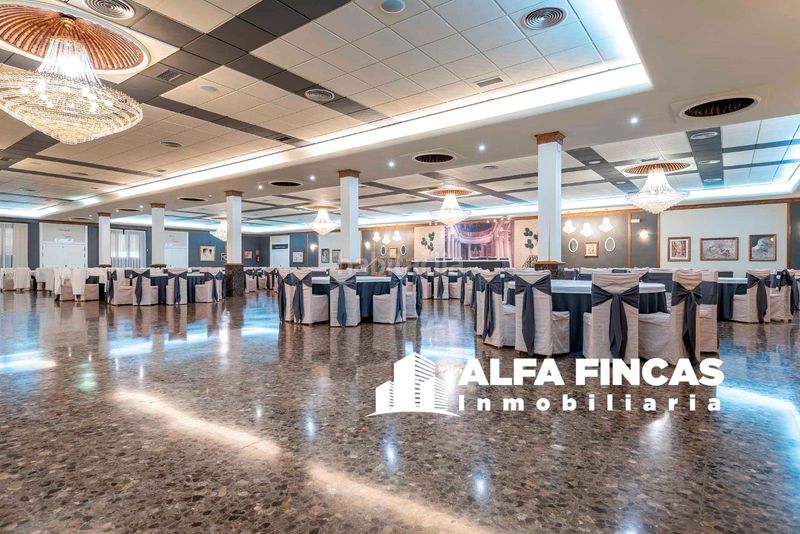 Foto cbfbd3f4-bb34-4f42-abfb-cb4ffe4faf7b. Local comercial a San Clemente