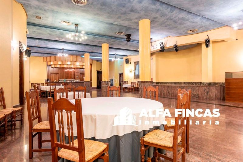 Foto f05491f9-1559-4d33-9d70-9470a0b90e9d. Local comercial a San Clemente