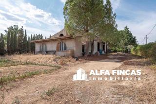 Xalet a 21. Casa de campo en venta en villarrobledo