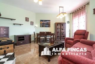 Pis a Presidente adolfo suarez 22. Piso en venta en villarrobledo