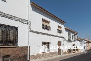 Xalet a Jose antonio 5. Casa en venta en villaescusa de haro