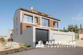 Chalet in De la cultura 10. Casa en venta en casas de fernando alonso