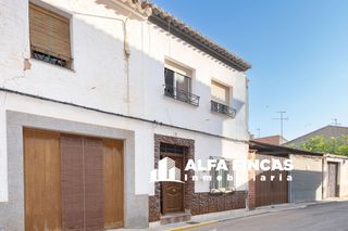 Chalet à Corrihuela 16. Casa en venta en villarrobledo