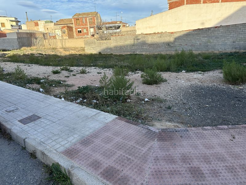 Foto de059aeb-4441-4d2c-bb2e-0e35c8aa28fe. Terreny residencial a carrer metge rafael navarro 24 a Novelda