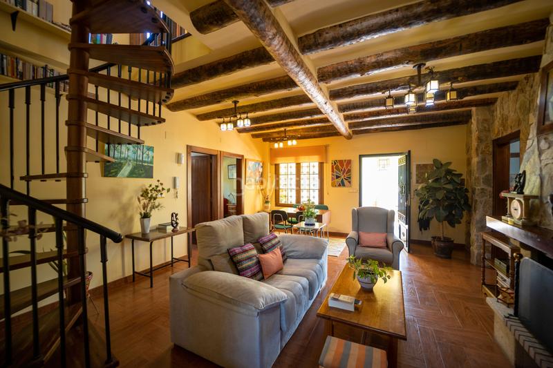 Foto cadec43f-d7ba-416f-b7c4-14ab13f9d655. Chalet en Novelda