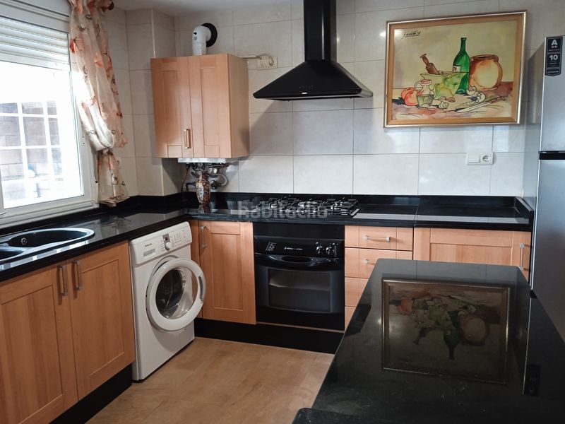 Foto e8c15664-7b7d-4937-9af2-890273e4035e. Chalet en Romana (la)