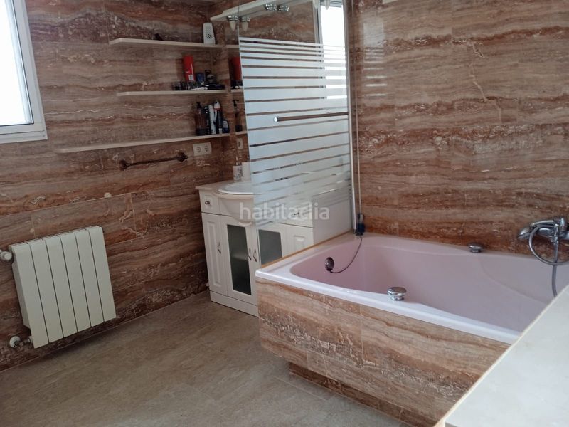 Foto fb898a60-adb2-4f2f-a404-fa0ff7ad6c4c. Chalet en Romana (la)