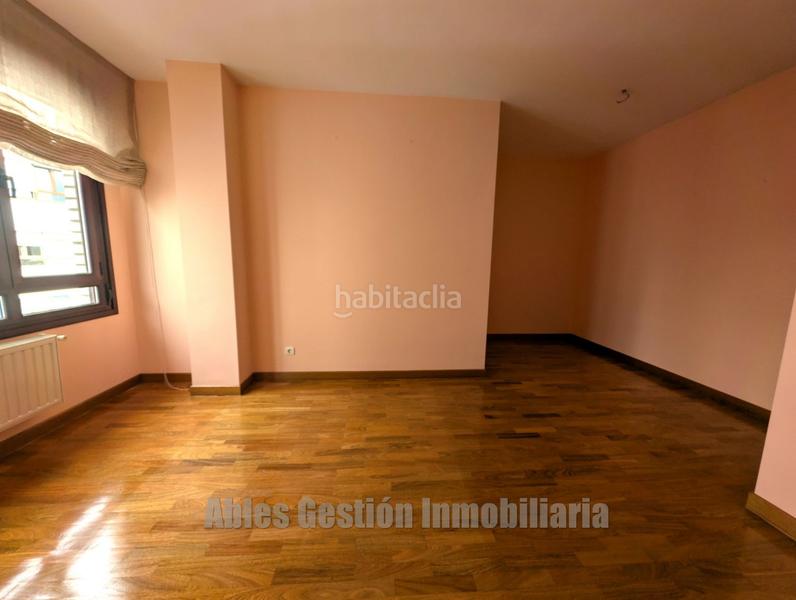 Foto 0680b133-de96-4e72-ba8e-f10cdd82b8c0. Appartamento con riscaldamento parcheggio in Salesas - Foncalada - Campoamor Oviedo