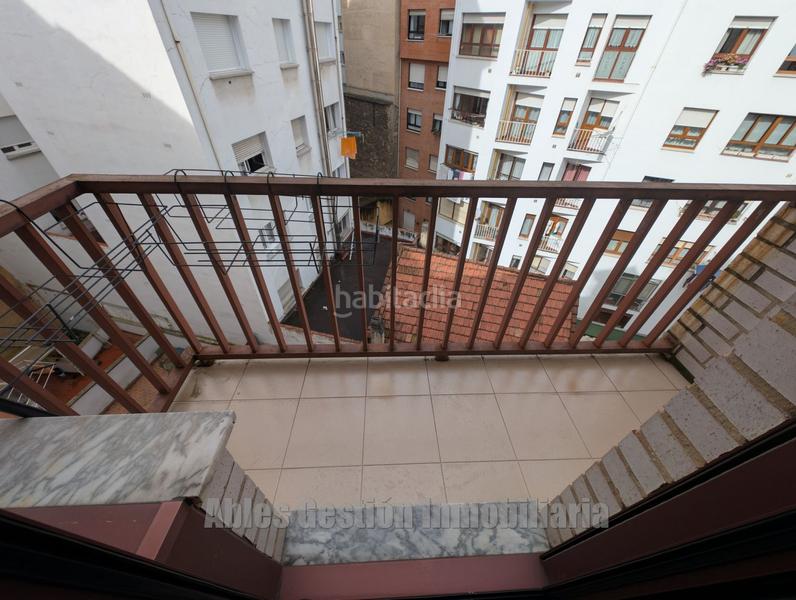 Foto 190618fd-586b-4caa-85df-32b4d3e03dc4. Appartamento con riscaldamento parcheggio in Salesas - Foncalada - Campoamor Oviedo