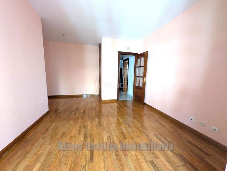 Foto 1dbfb1cc-2219-40b8-8c97-1a8522125f48. Appartamento con riscaldamento parcheggio in Salesas - Foncalada - Campoamor Oviedo