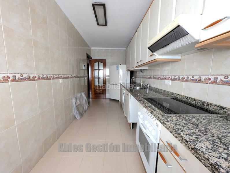 Foto 5f1a38dc-85df-44b2-816f-9488539382e1. Appartamento con riscaldamento parcheggio in Salesas - Foncalada - Campoamor Oviedo