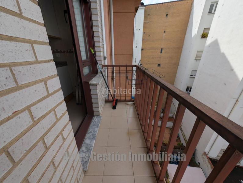 Foto 993c7034-b199-4292-8374-5577c36e6c38. Appartamento con riscaldamento parcheggio in Salesas - Foncalada - Campoamor Oviedo