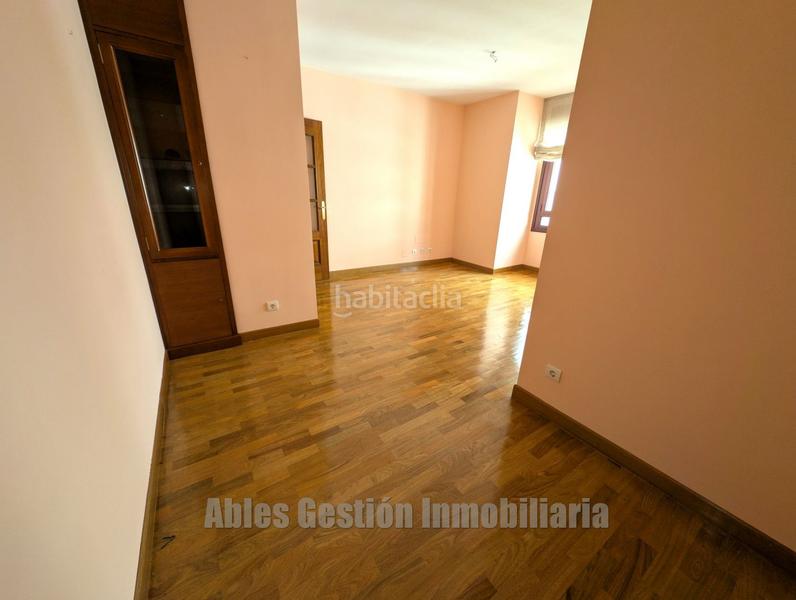 Foto e3eb10e0-9c98-4aa0-acba-6235fc2ab579. Appartamento con riscaldamento parcheggio in Salesas - Foncalada - Campoamor Oviedo