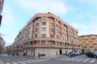 Lloguer Pis a Fernández de oviedo 18. Piso en alquiler en ciudad naranco, 2 dormitorios.