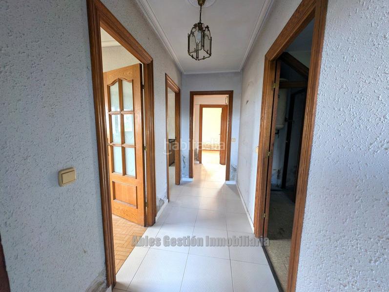Foto 1756732e-d791-4521-922c-ea001e224413. Chalet en el villar 12 chalet en venta en Lugones, 6 dormitorios. en Siero