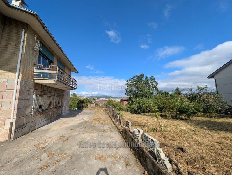 Foto 55b2d753-9b2e-49e4-aca9-b84aed2c761f. Chalet en el villar 12 chalet en venta en Lugones, 6 dormitorios. en Siero