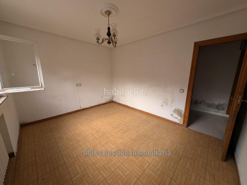 Foto 70eceae9-0fd8-4eff-bbd0-dbe221332bd9. Chalet en el villar 12 chalet en venta en Lugones, 6 dormitorios. en Siero