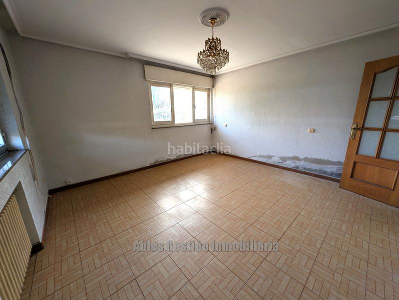 Foto 98f7897b-f6d0-44c5-b340-b184a91ccf8a. Chalet en el villar 12 chalet en venta en Lugones, 6 dormitorios. en Siero