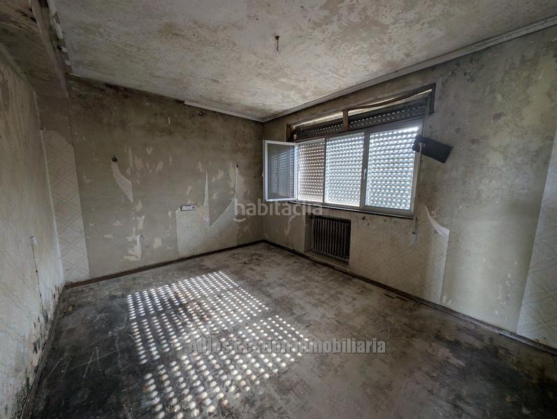 Foto c0683d16-1f8a-493e-9b36-91668a899b21. Chalet en el villar 12 chalet en venta en Lugones, 6 dormitorios. en Siero