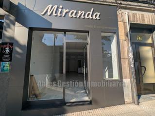 Local commercial à Dario de Regoyos 25