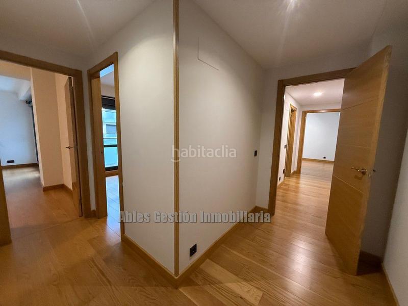 Foto 9cbba8ff-8fff-4c70-aea3-2c518ad24f3d. Location appartement dans tapia de casariego 5 dans Oviedo