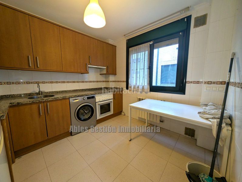 Foto 229ca3d4-2c62-4776-b3d3-2a7e9b1f30db. Flat with heating parking in Lugones Siero