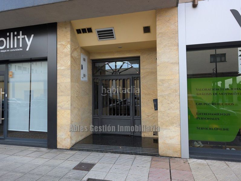 Foto 59677f63-82c8-49c5-b7d9-3aef6cbc82f9. Flat with heating parking in Lugones Siero