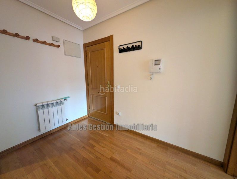 Foto 72bb9d18-9579-494b-b8a2-2f39878ad9d3. Flat with heating parking in Lugones Siero