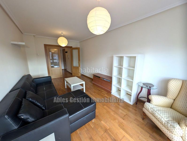 Foto ba581e3a-7cc8-4531-a4f4-f527f67a692c. Flat with heating parking in Lugones Siero