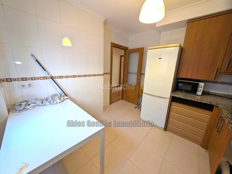 Foto d554c936-c4b2-40a5-9498-a4b4118659f6. Flat with heating parking in Lugones Siero