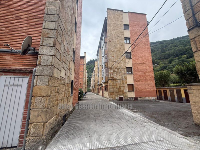 Foto c3547bb0-5be6-4f09-b590-591c8f0381fc. Appartamento in corigos 8 in Aller