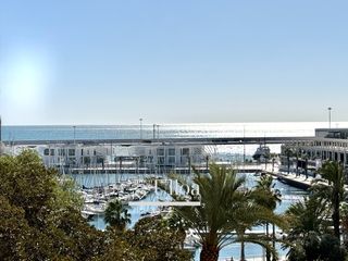 Apartament a Avenida del Doctor Gadea