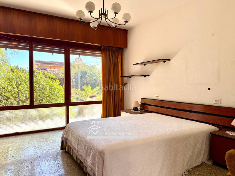Foto 5278ca81-ecaa-4806-bb46-f2a7104460d2. Chalet mit parking pool in Juan XXIII Alicante