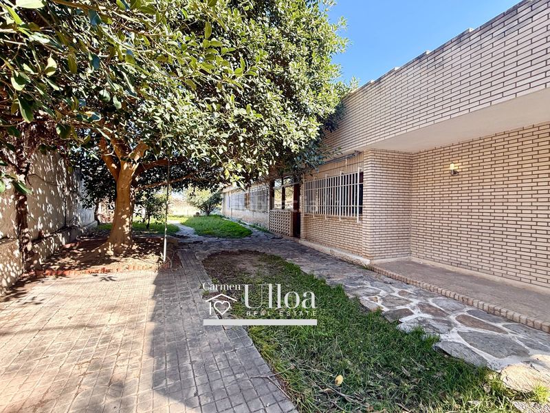 Foto f3abd546-9b7f-4185-8a9d-a6e3e67c25bf. Chalet mit parking pool in Juan XXIII Alicante