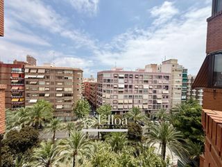 Lloguer Pis  Oscar espla. Amplia y luminosa vivienda en alquiler en avenida óscar esplá