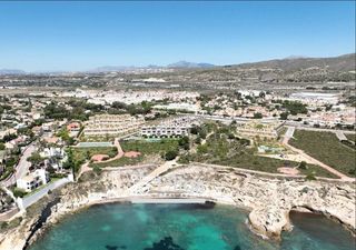 Casa adossada a Pueblo Español-Coveta Fumá