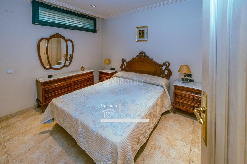 Foto a1e2796e-9981-4884-9d70-94dfc00d64a2. Xalet amb calefacció aparcament piscina a Alicante golf Alicante