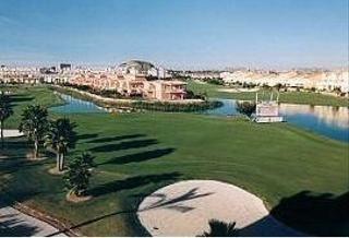 Chalet à Alicante Golf. Villa independiente en exclusiva calle de alicante golf