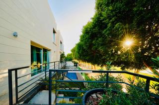 Chalet  Enric valor. Villa independiente en exclusiva calle de alicante golf